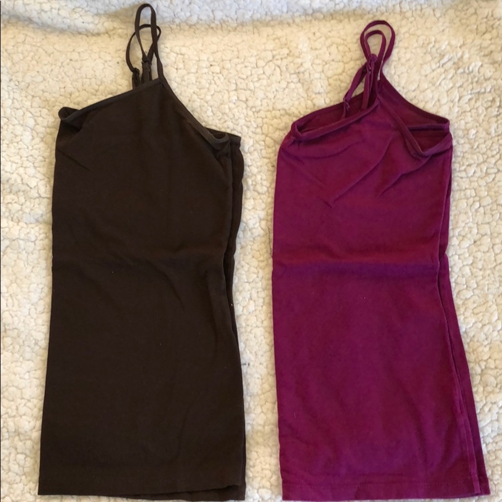 2 camisoles